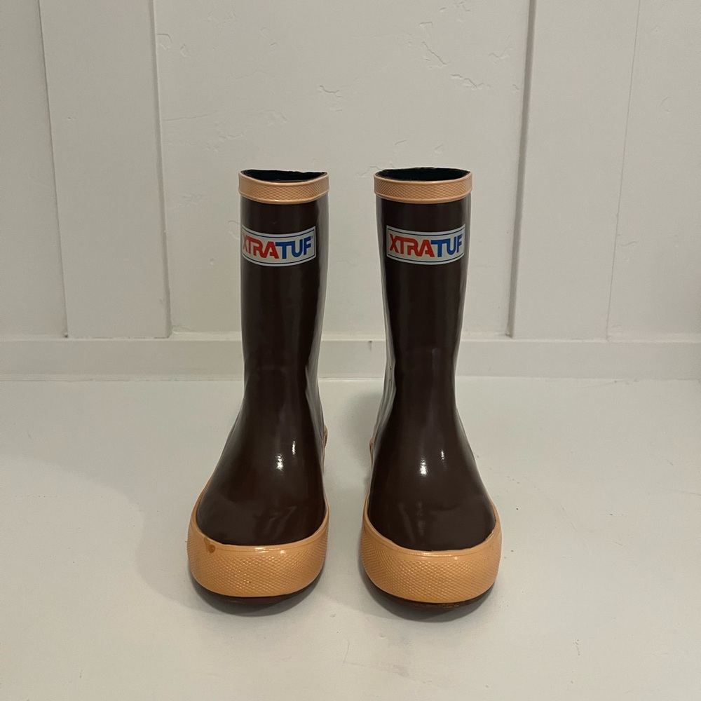 Xtratuf Little Kids 8 inch Legacy Boot / Children’s Alaskan Rubber Rain Boots